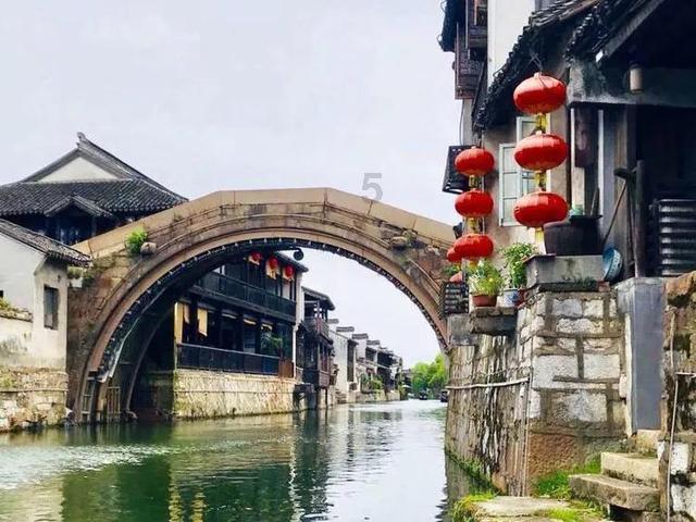 博物馆小偷